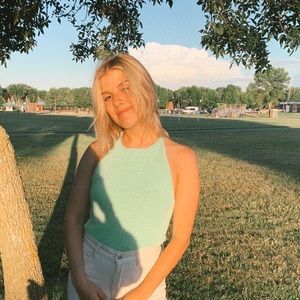 Meet your Posher, Natalie